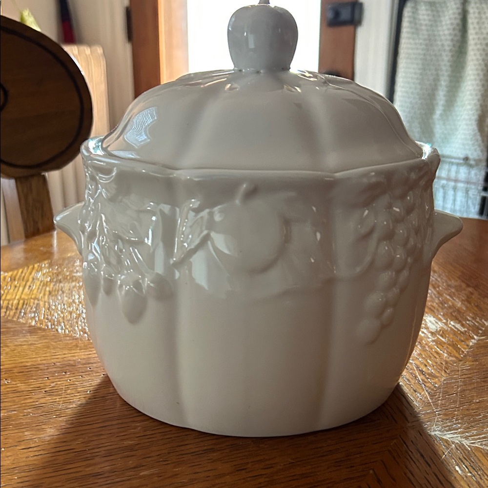White Ceramic Lidded Tureen
